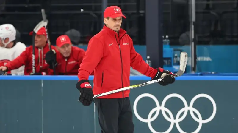 Главный тренер сборной Швейцарии признался, что подделал сертификат COVID-19 на ОИ-2022