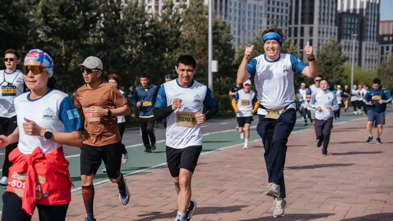 Тренируйся бесплатно: астанинцев приглашают на пробежки в Ботаническом саду, фото - Новости Sportarena.kz от 13.04.2026 20:10