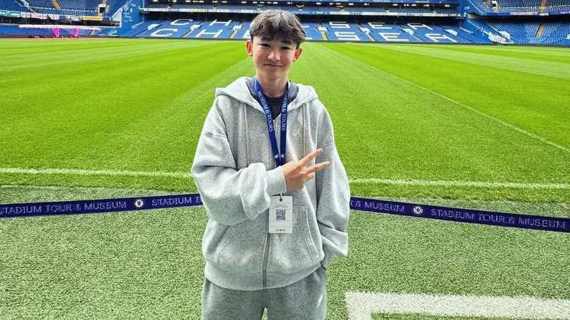 Юный узбекский футболист присоединится к Дастану Сатпаеву в "Челси"