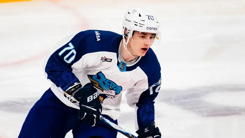 Нападающий "Барыса" попал в финальный преддрафтовый список НХЛ