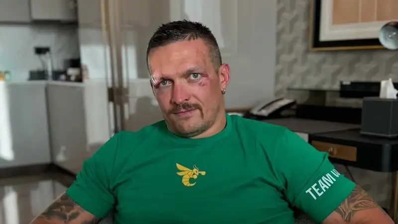 Усик потребовал миллиард долларов за третий бой с Фьюри