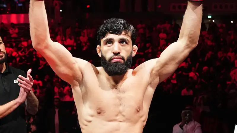 Арман Царукян тремя словами оценил выдворение из самолёта в США