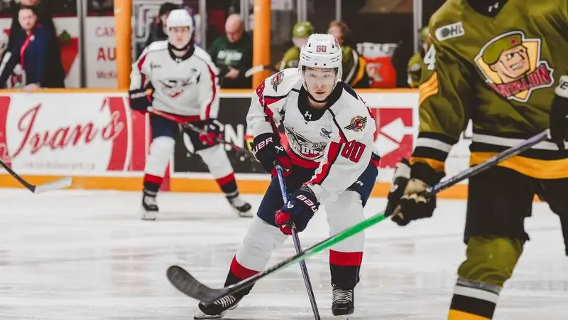 Команда казахстанского хоккеиста узнала своего соперника в полуфинале плей-офф в OHL