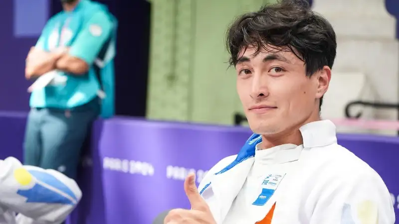 Казахстанский шпажист завоевал медаль этапа Грин-при в Венгрии