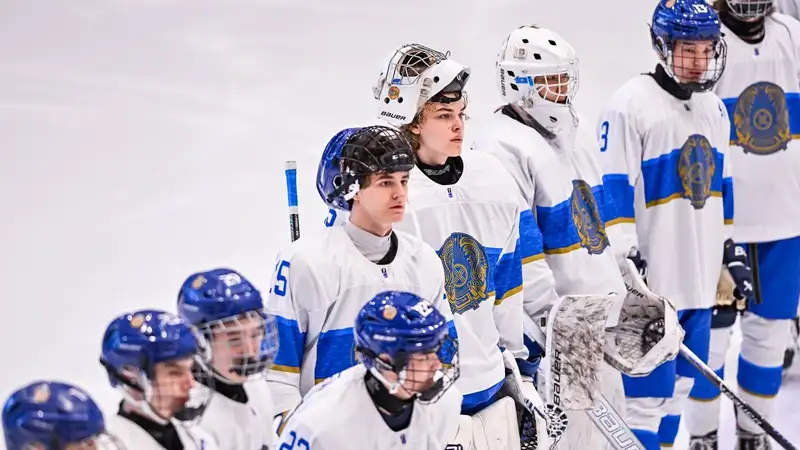 Хоккейный матч Казахстан - Польша