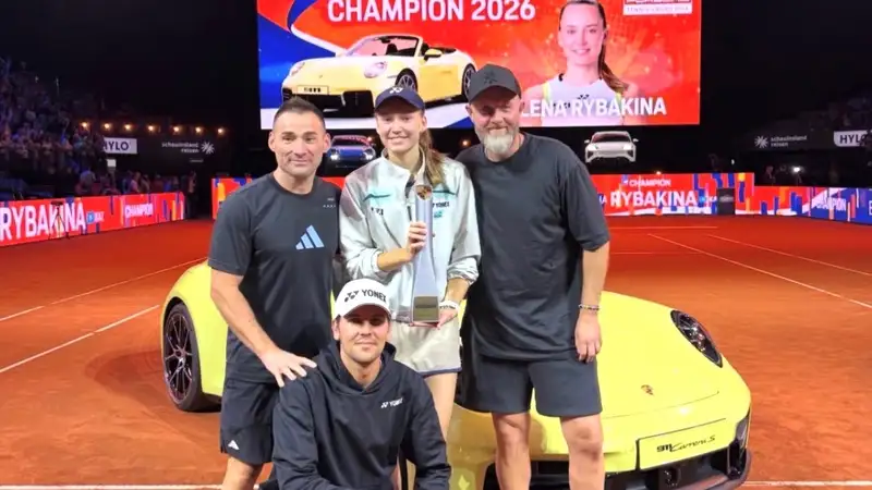 "Hola": Рыбакина прилетела в Мадрид для участия в турнире серии WTA 1000