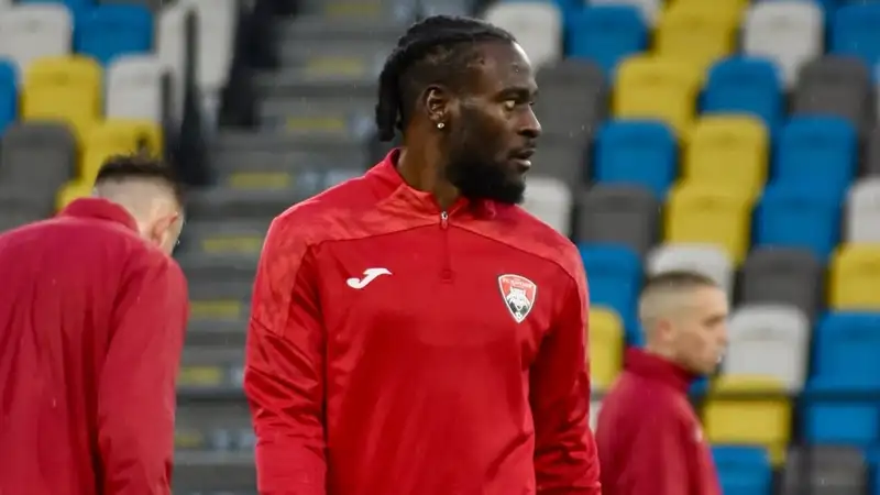 Тренер "Кайсара" Виктора Мозеса намекнул на скорую отставку