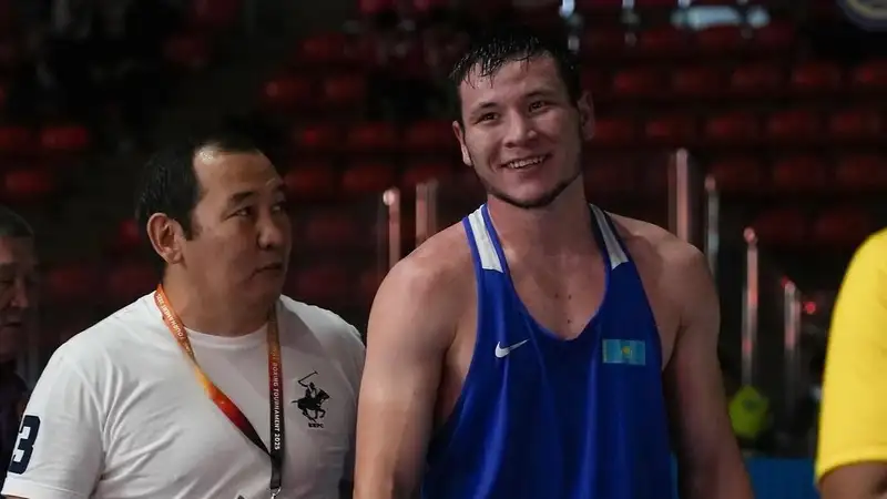 Казахстанский боксёр одержал победу нокаутом в дебютном бою на Кубке мира в Бразилии