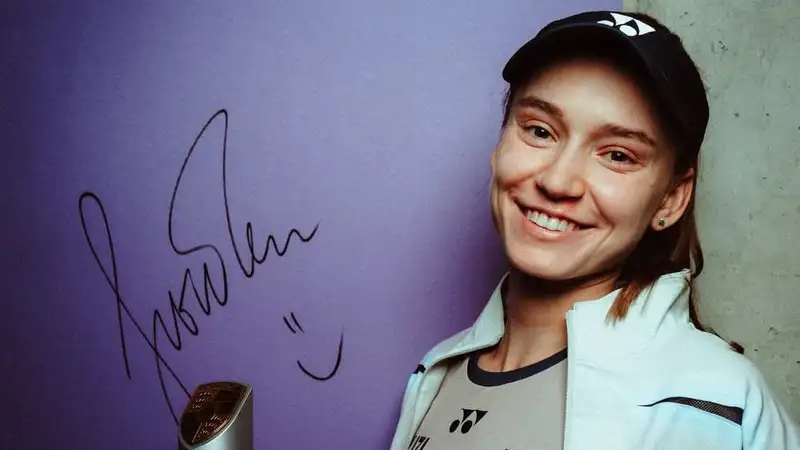 Елена Рыбакина добралась до рекордов Винус Уильямс, Свитолиной и Швёнтек