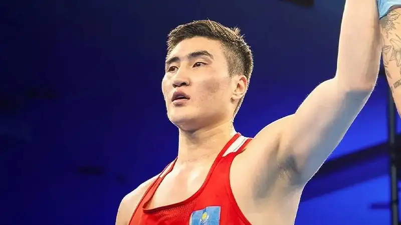 Неожиданным исходом завершился бой казахстанца на Кубке мира по боксу