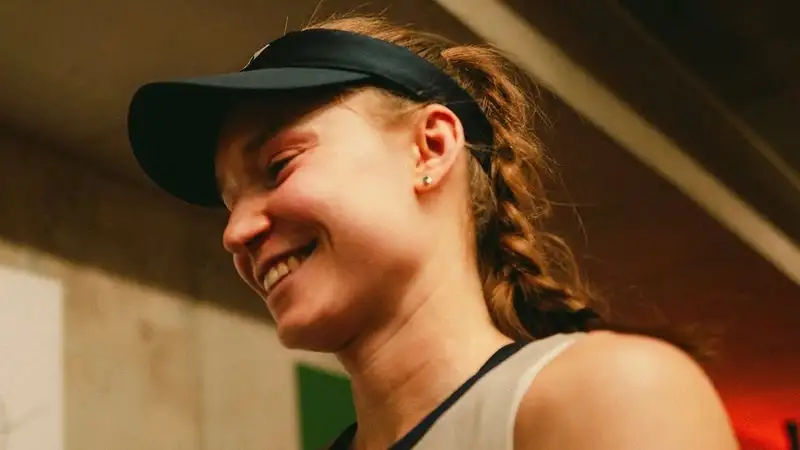 "Болели за нас обеих": Рыбакина осталась в восторге от финала в Штутгарте