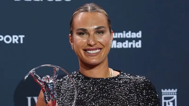 Арина Соболенко забрала награду "Спортсменка года"