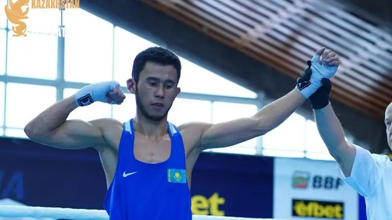 Полное видео неожиданного поражения казахстанца на Кубке мира по боксу в Бразилии