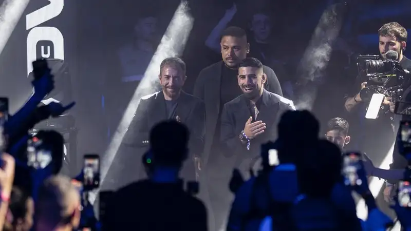 Илия Топурия шокирован "глупостью" Армана Царукяна