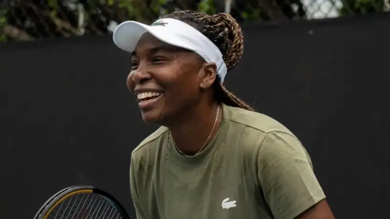 45-летняя Винус Уильямс проиграла десятый матч кряду