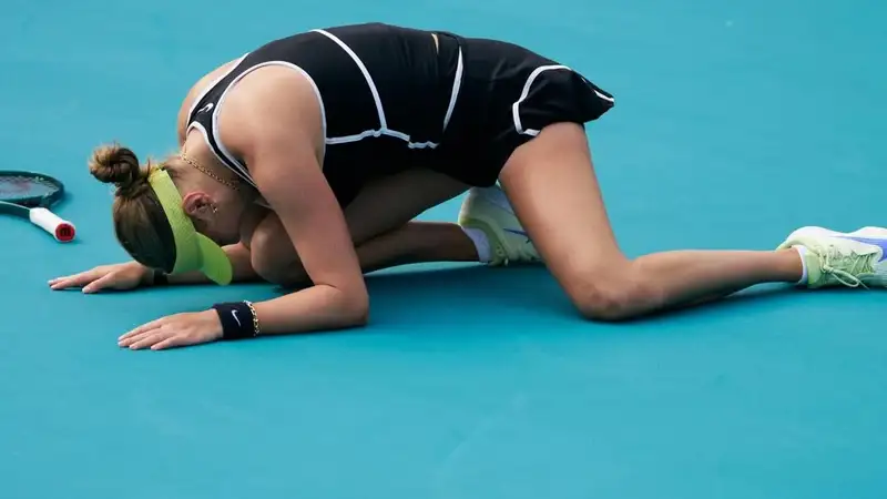 Одна из "грозных" соперниц Рыбакиной на "тысячнике" снялась с турнира