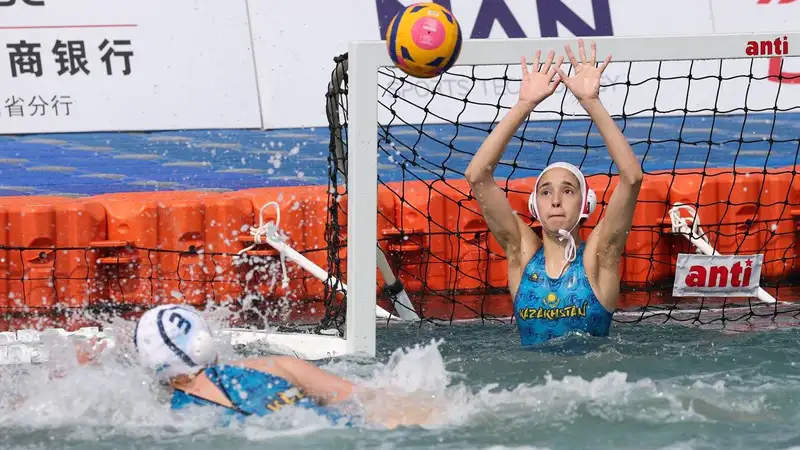 Серия пенальти решила исход матча ватерполисток Казахстана на пляжной Азиаде в Китае