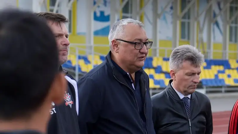 Новый руководитель "Актобе" познакомился с тренерами и игроками команды