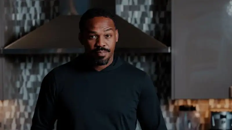 Камару Усман дал прогноз на бой суперзвезды UFC с Джоном Джонсом