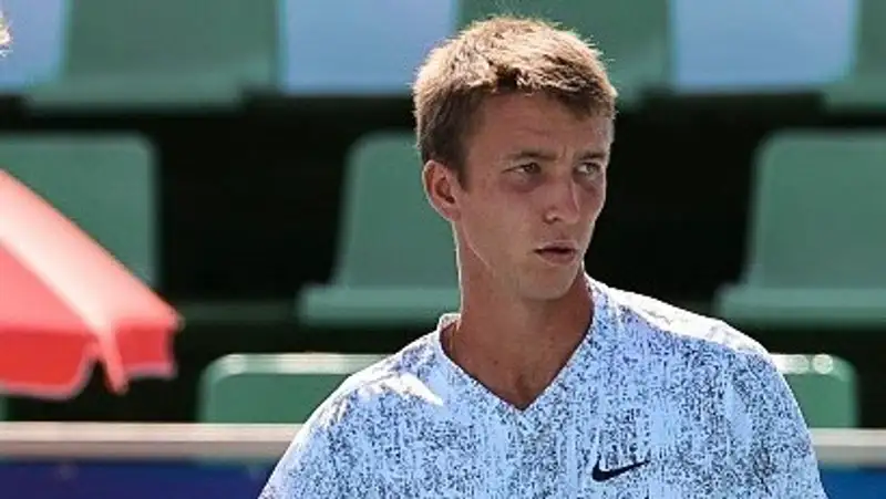 Ломакин проиграл в Шымкенте 