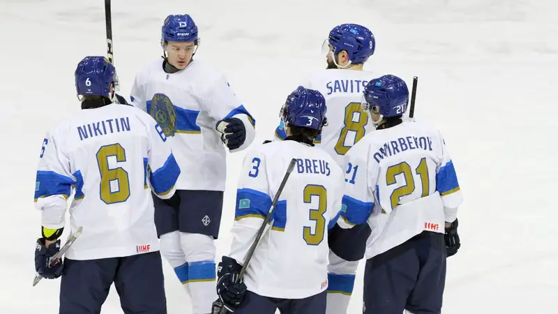 Казахстан объявил состав сборной на заключительный сбор перед чемпионатом мира по хоккею