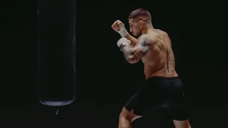 Илия Топурия намерен покорить мир бокса после завершения карьеры в ММА