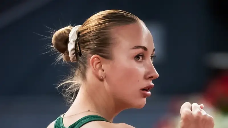 Экс-россиянка сотворила уникальное достижение после сенсационного триумфа против Рыбакиной