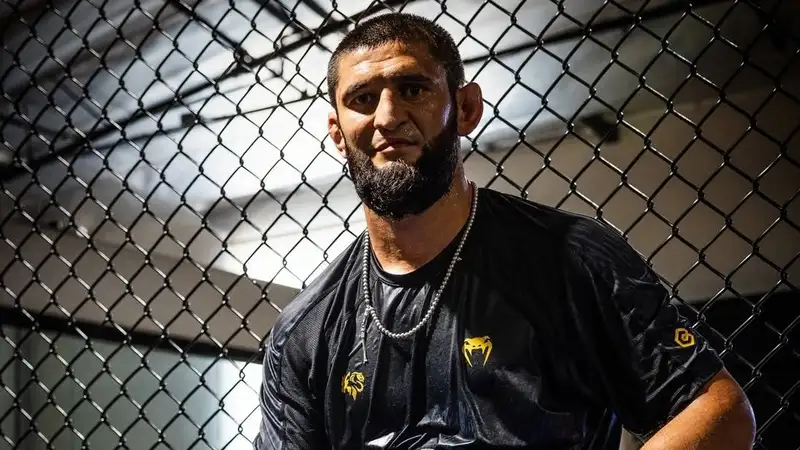 Чимаев сравнил Стрикленда с клоуном