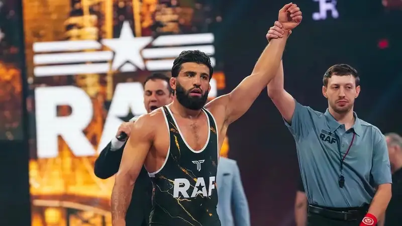 "Этот спорт популярен из-за драмы, а не боёв": Царукян объяснил феномен Конора и Хабиба