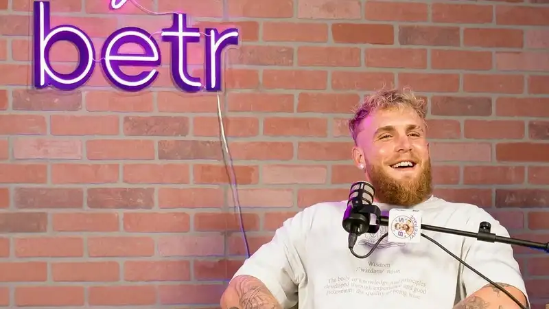 Пол вновь заявил о планах провести бой с Усиком по правилам ММА