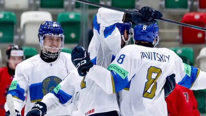 Появилось видео разгромной победы Казахстана на чемпионате мира-2026 по хоккею