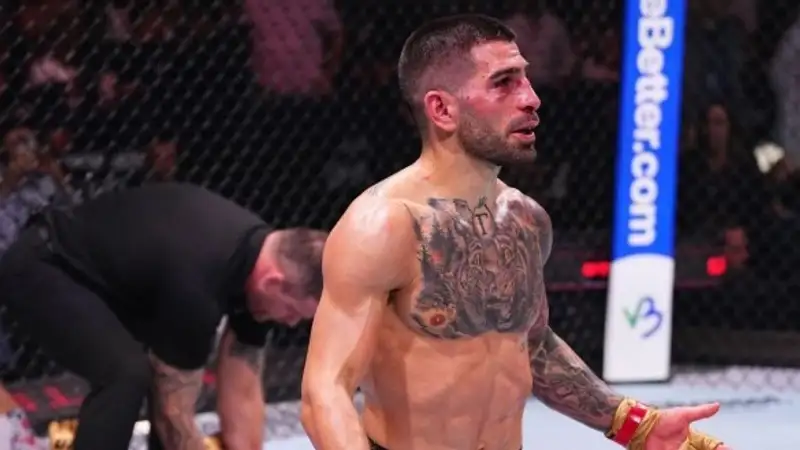"Весь народ приглашён, вход бесплатный": Трамп - о турнире UFC в Белом доме
