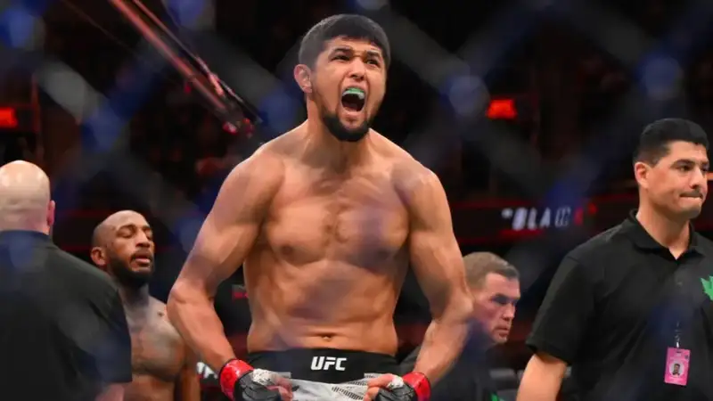 Боец UFC из Узбекистана подерётся с россиянином в одном карде с Алмабаевым в Баку