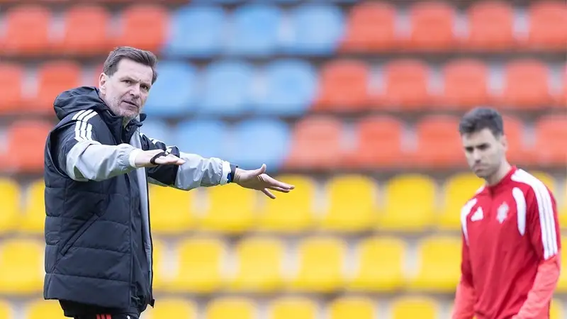 Главный тренер ФК "Актобе" взял на себя вину за домашнюю осечку в игре с "Атырау"