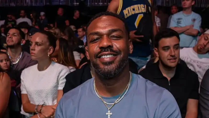 Джон Джонс "принизил" UFC, сравнив его с лигой Джейка Пола