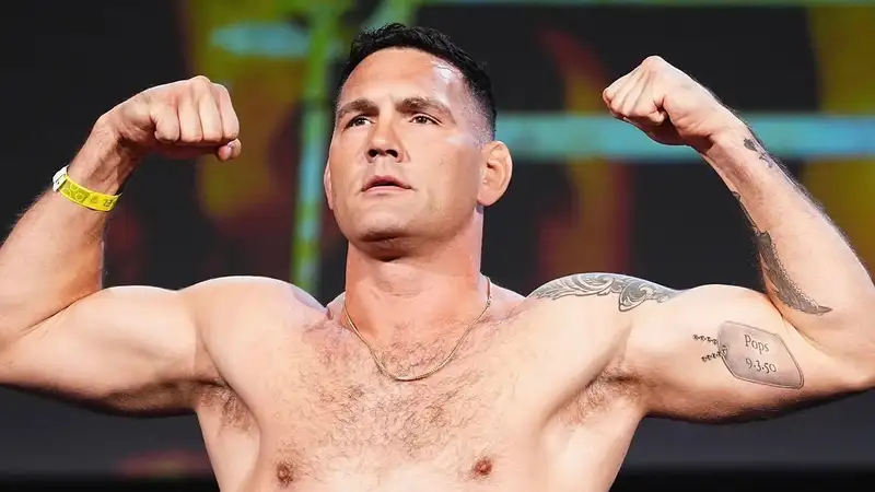 Экс-чемпион UFC Крис Вайдман оценил шансы Макгрегора в бою против Холлоуэя