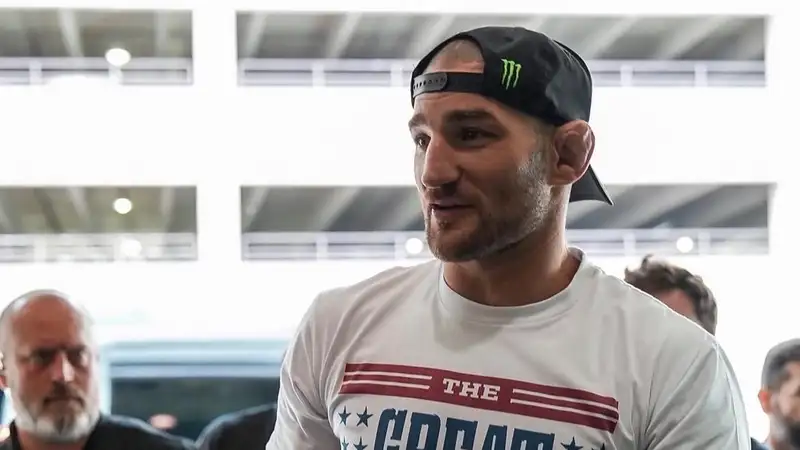 Шон Стрикленд иронично заявил об уходе из UFC из-за доходов Джейка Пола