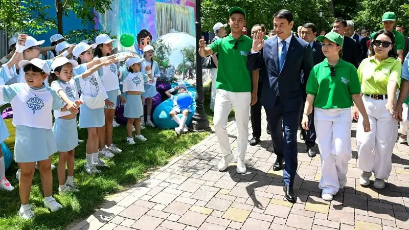 В Алматы прошёл городской фестиваль ко Дню защиты детей