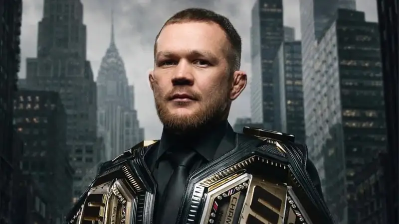 Чемпион UFC Пётр Ян снова лёг в больницу на операцию