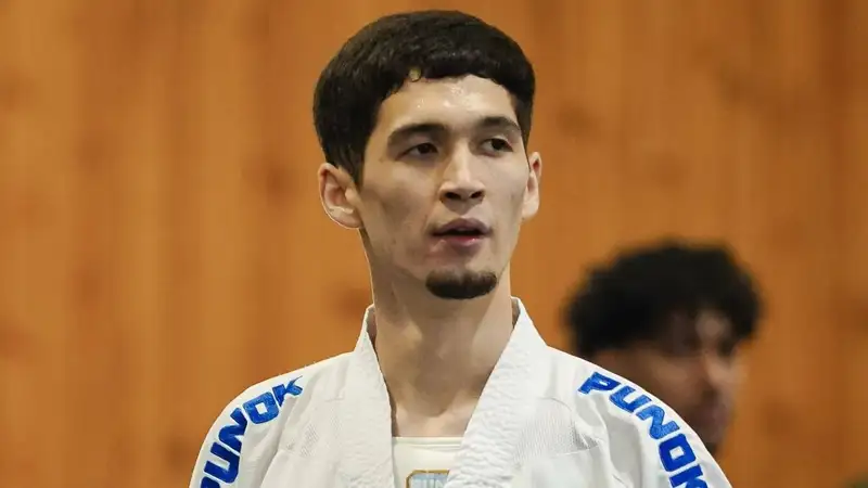 Казахстан стал третьим на ЧА по каратэ