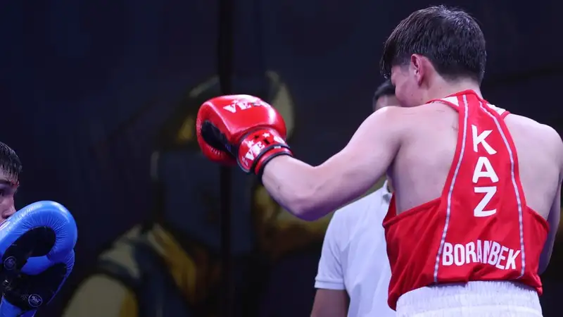Боранбек встретился с узбеком за финал ЧА