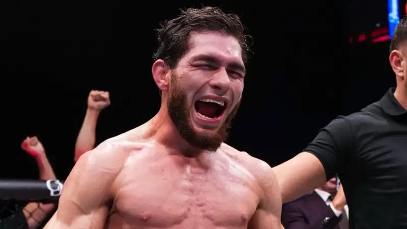Американец раскритиковал таджика Алиева после поражения: "Выкиньте его из UFC, худший боец"