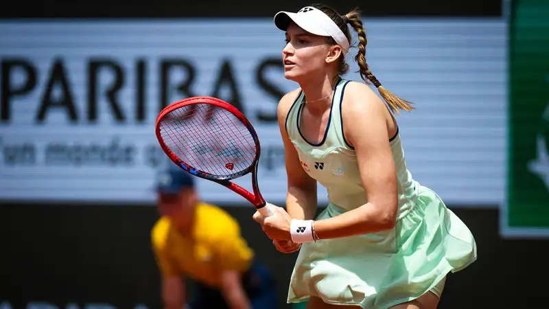 Схожий стиль: что известно о сопернице Рыбакиной в игре за 1/4 финала WTA 1000 в Торонто  