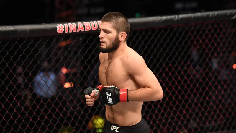 Хабиб Нурмагомедов рассказал о разговорах с соперниками во время боёв в UFC