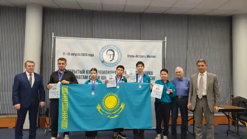Казахстанские шахматисты заняли второе место на международном турнире в России