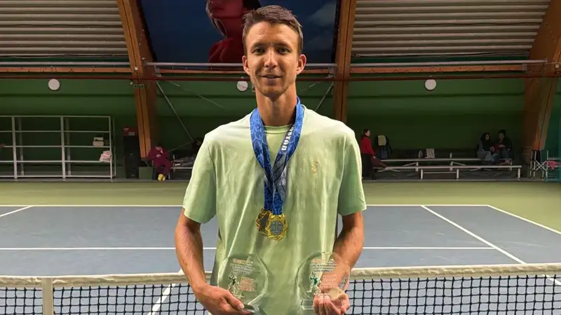 Казахстанский теннисист Ломакин уступил в финале турнира ITF M25 в Тайбэе