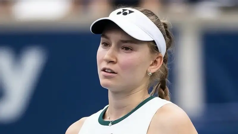 Елена Рыбакина на турнире серии Masters в Торонто