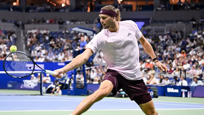 Александр Зверев вышел в четвертьфинал US Open -2026