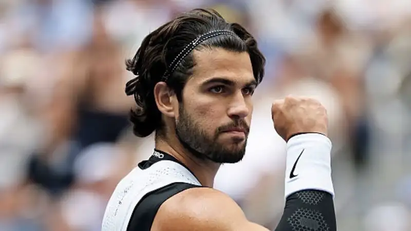 Карлос Алькарас в матче с Томми Полом на US Open