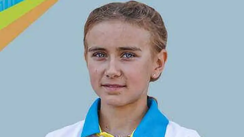 Юлиана Петрова в форме триатлона 
